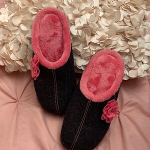 Pink and Black Women's Slippers